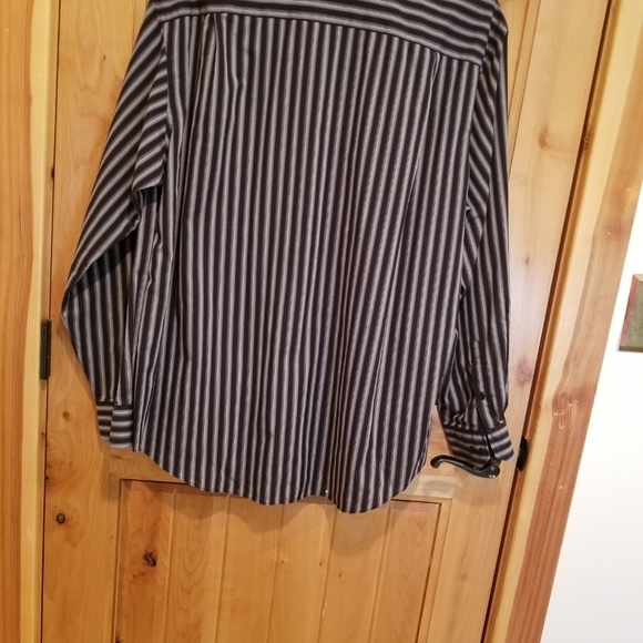 Van Heussen Studio 16-16.5 Blk White Striped‎ Polo - Picture 5 of 5